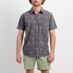 CAMISA MC - GRAPHITE PALM - VE26