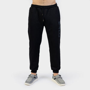 BUZO HOMBRE - OG ESSENTIAL FLEECE PANT BLACK OUT - VE26