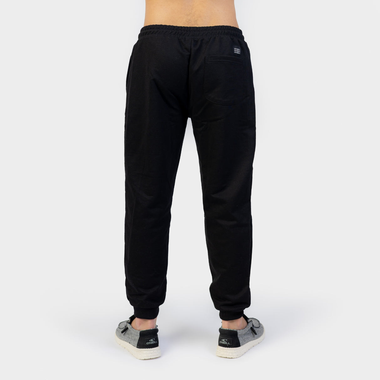 BUZO HOMBRE - OG ESSENTIAL FLEECE PANT BLACK OUT - VE26