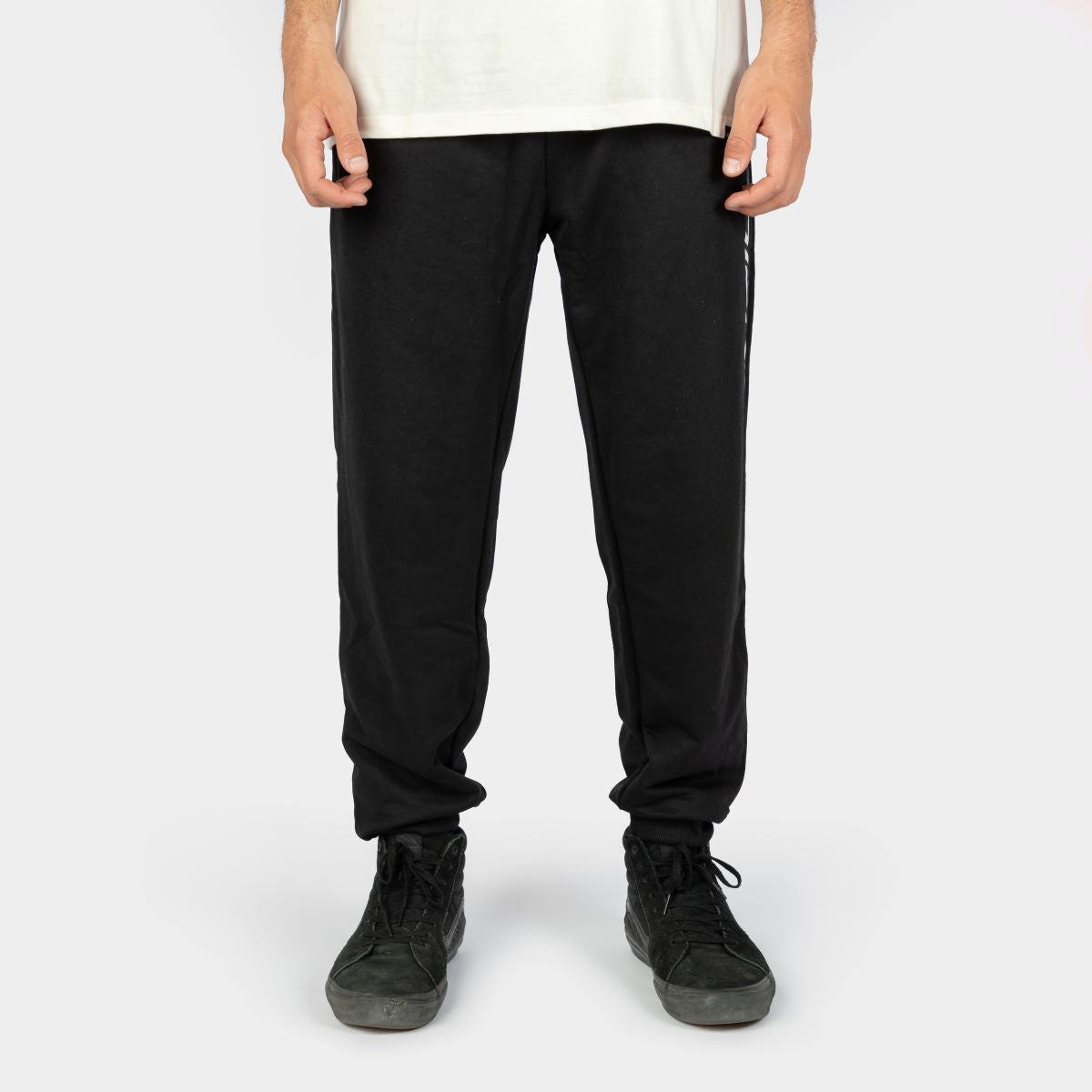 BUZO HOMBRE - SWEATPANTS MAN - BLACK OUT