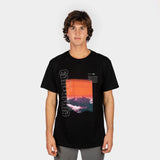 POLO M/C - CALI MOUNTAINS T-SHIRT -BLACK OUT - INVIERNO 2023