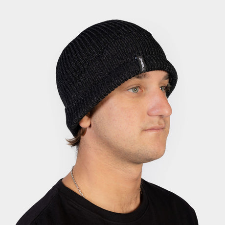 BEANIE - BLACK - IN26