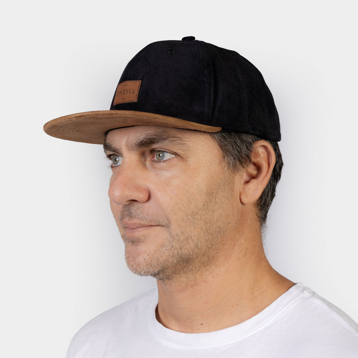 GORRA HOMBRE - BLACK/BROWN - IN26