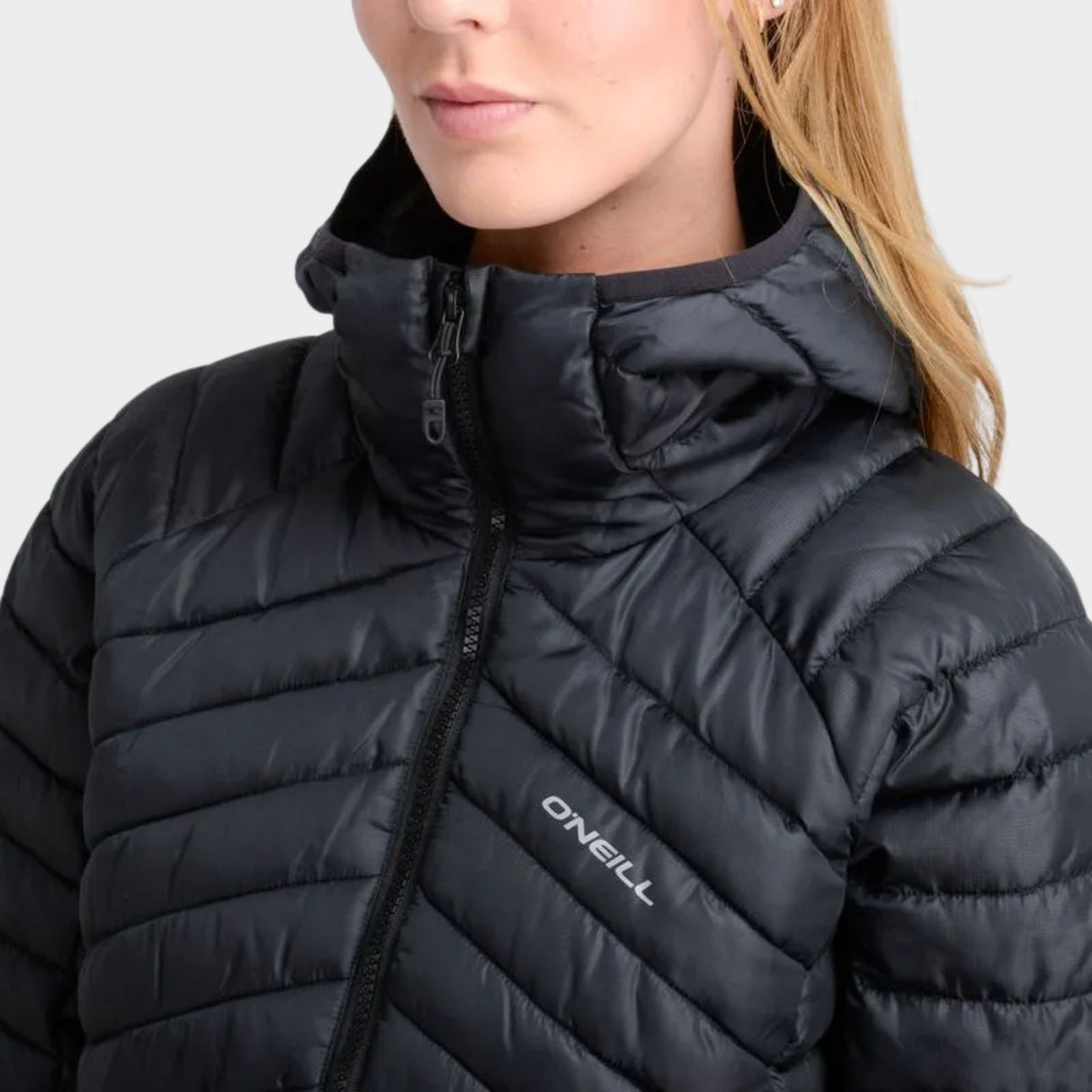 CASACA MUJER - CASACA CON CAPUCHA BLACK - IN26
