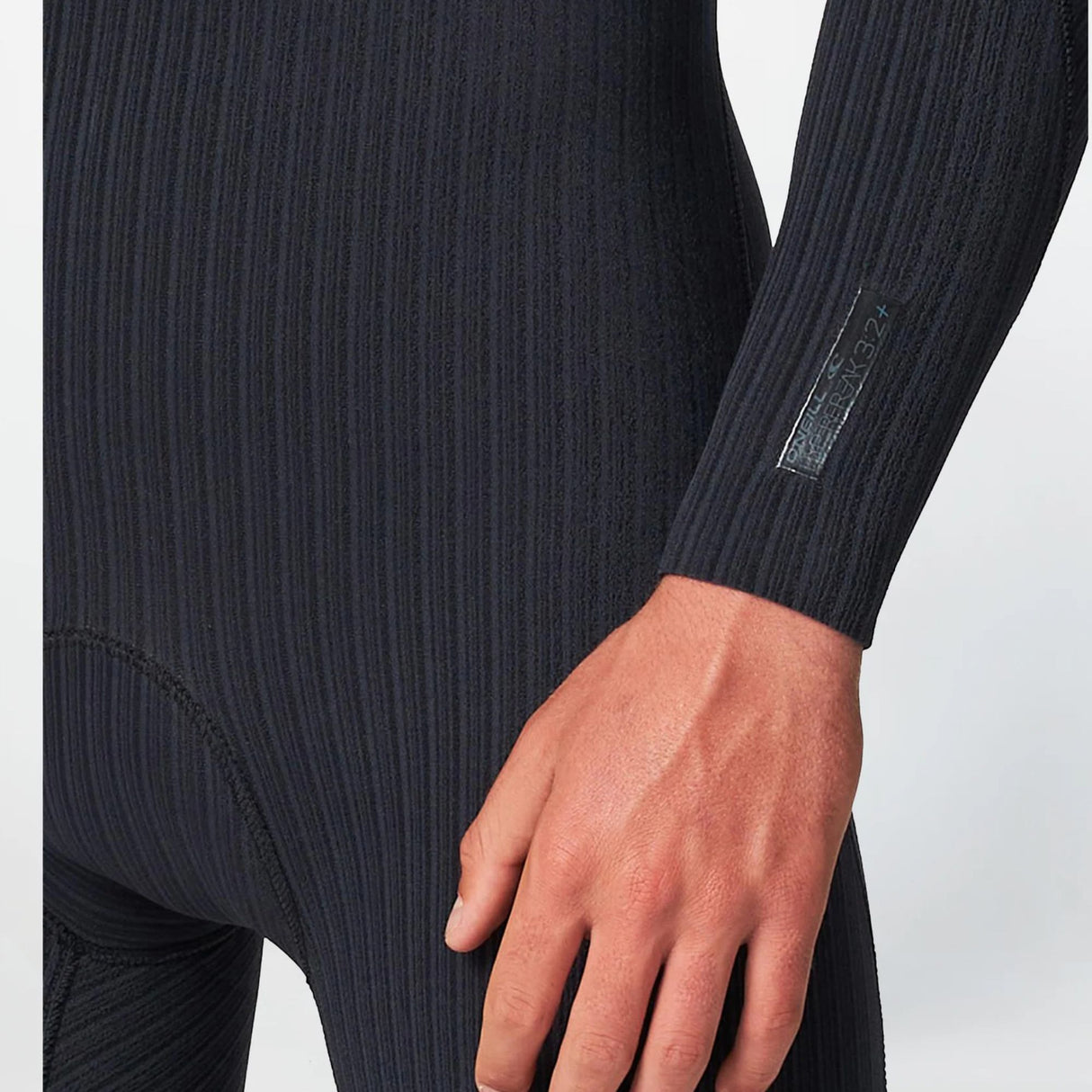 WETSUIT HOMBRE - LARGO - HYPER X ZIPPERLESS FULL 3/2MM - BLACK IN26