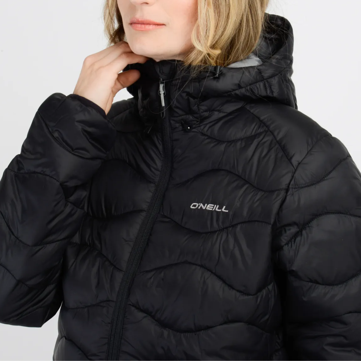 CASACA MUJER - CASACA CON CAPUCHA - BLACK