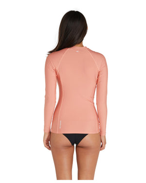 LYCRA MUJER - WMNS BASIC UV LS RASH VEST - CLY CLAY - VERANO 2022