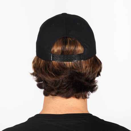 GORRA HOMBRE - WAVE CAP - BLACK OUT - INVIERNO 2022