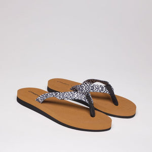 WOMAN´S SANDAL - BLACK-WHITE